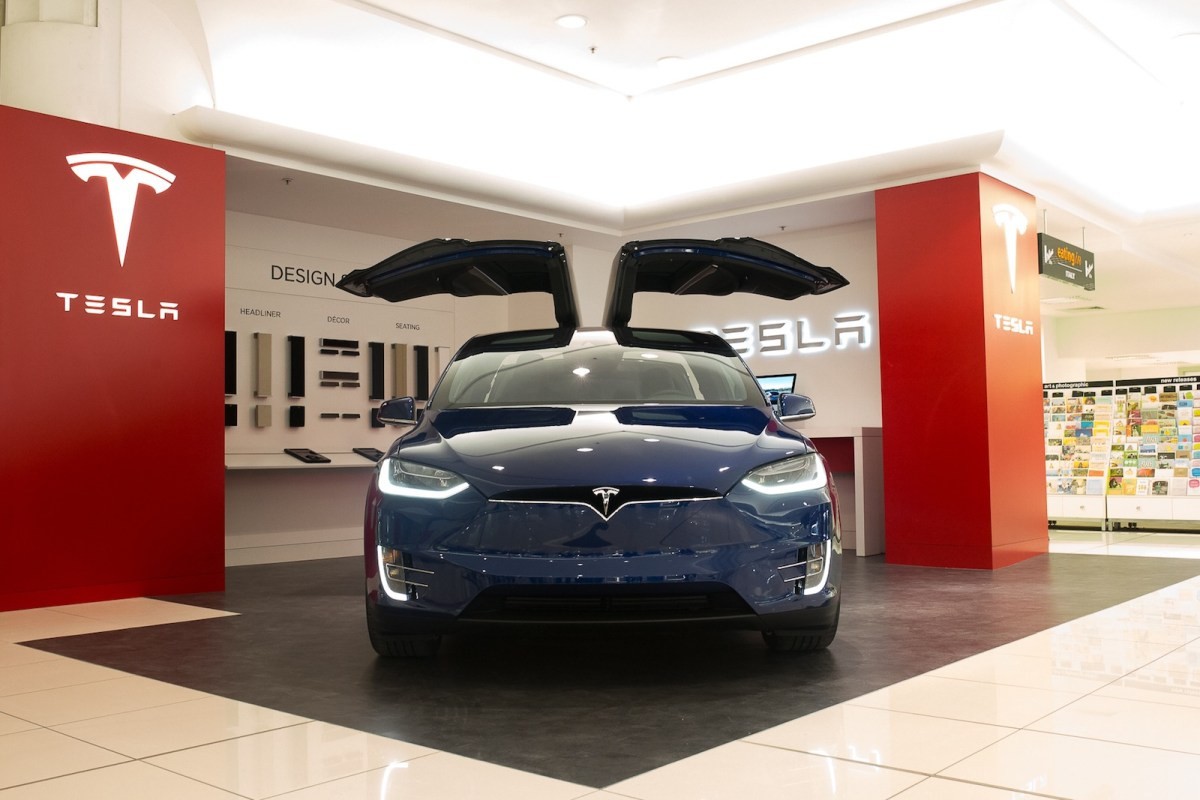 Où sont les nouvelles caméras 5M pixel ? Inauguration SC Paris Est & idées  cadeaux Shop TESLA 