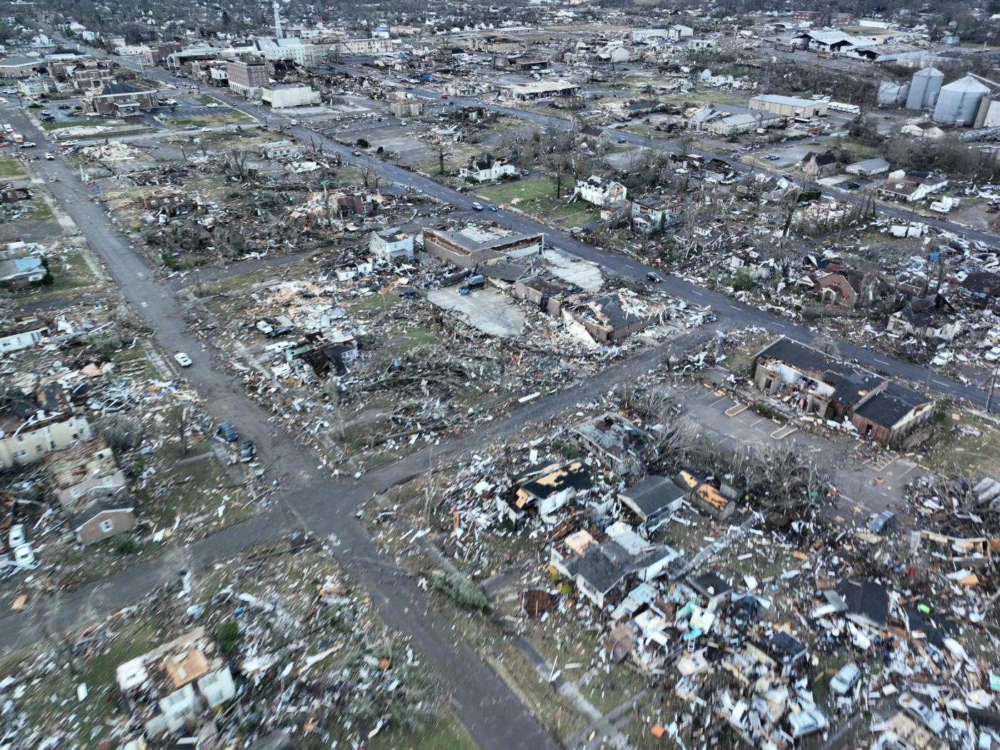 mayfield kentucky tornado 10 decembre mayfield kentucky tornado 10 decembre