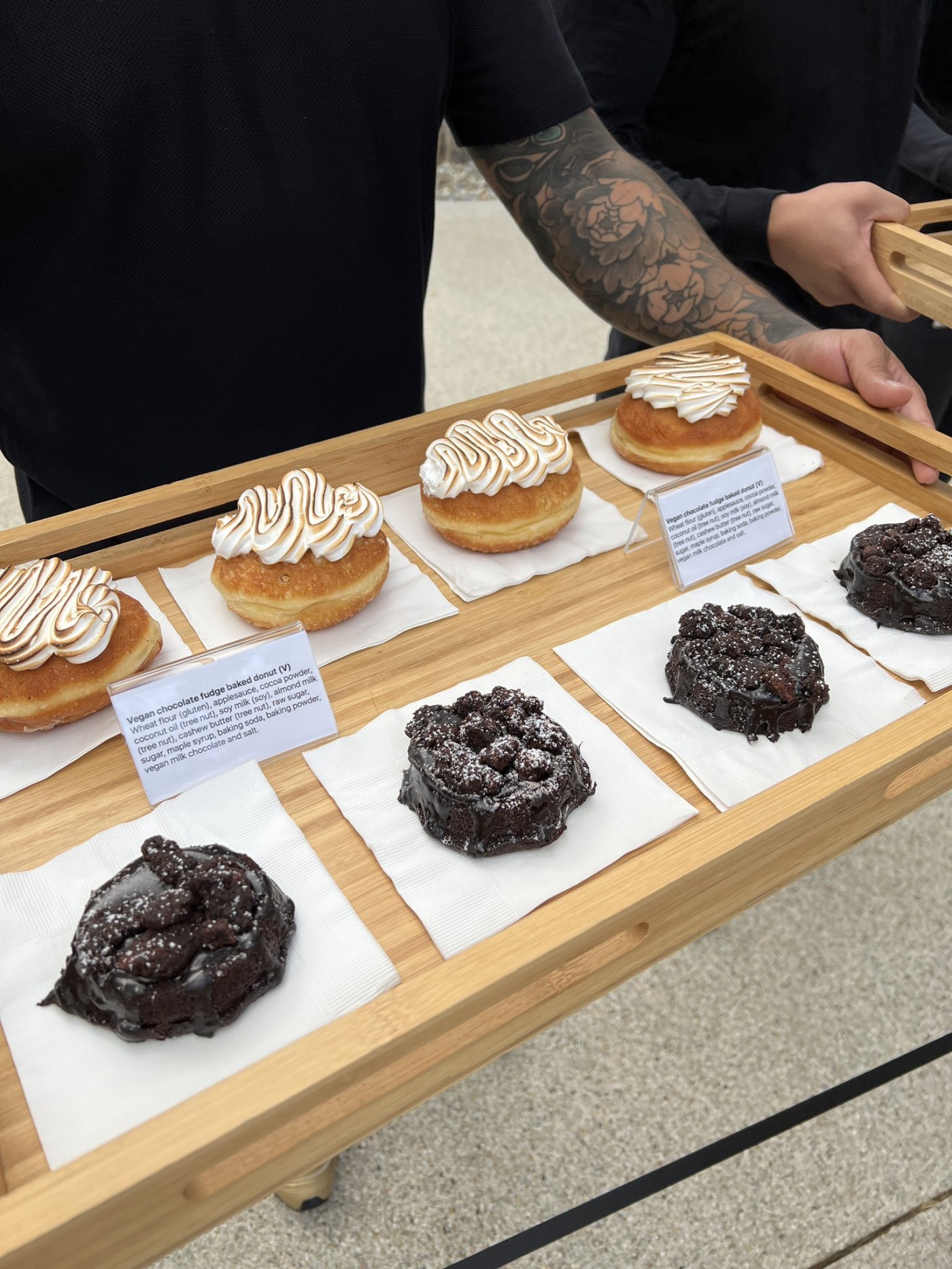 gateaux offert a l occasion de l ouverture de l apple developer center a l apple park californie gateaux offert a l occasion de l ouverture de l apple developer center a l apple park californie