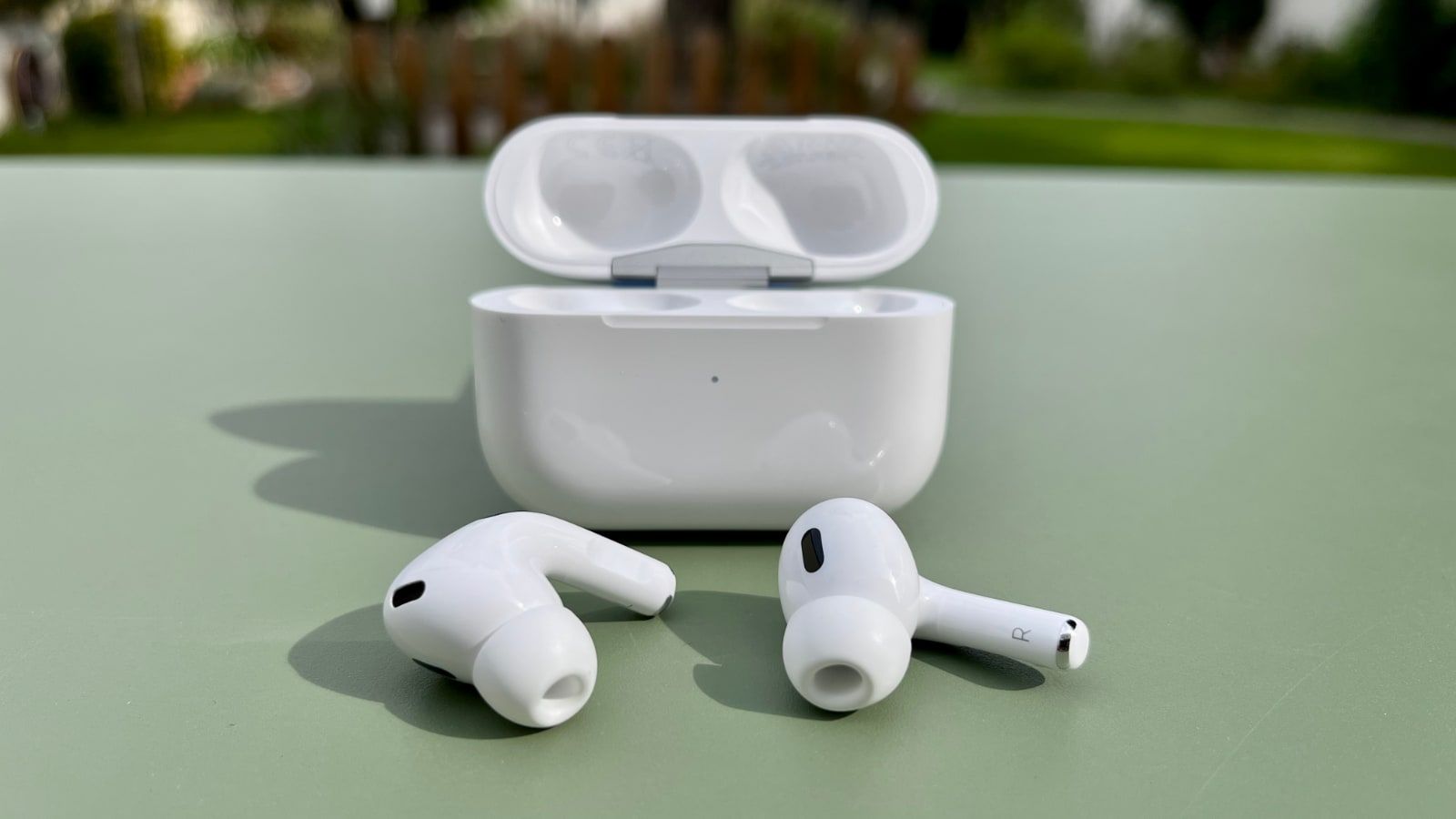 Consomac : Des AirPods Pro 2 avec un nouveau boîtier en fuite ?