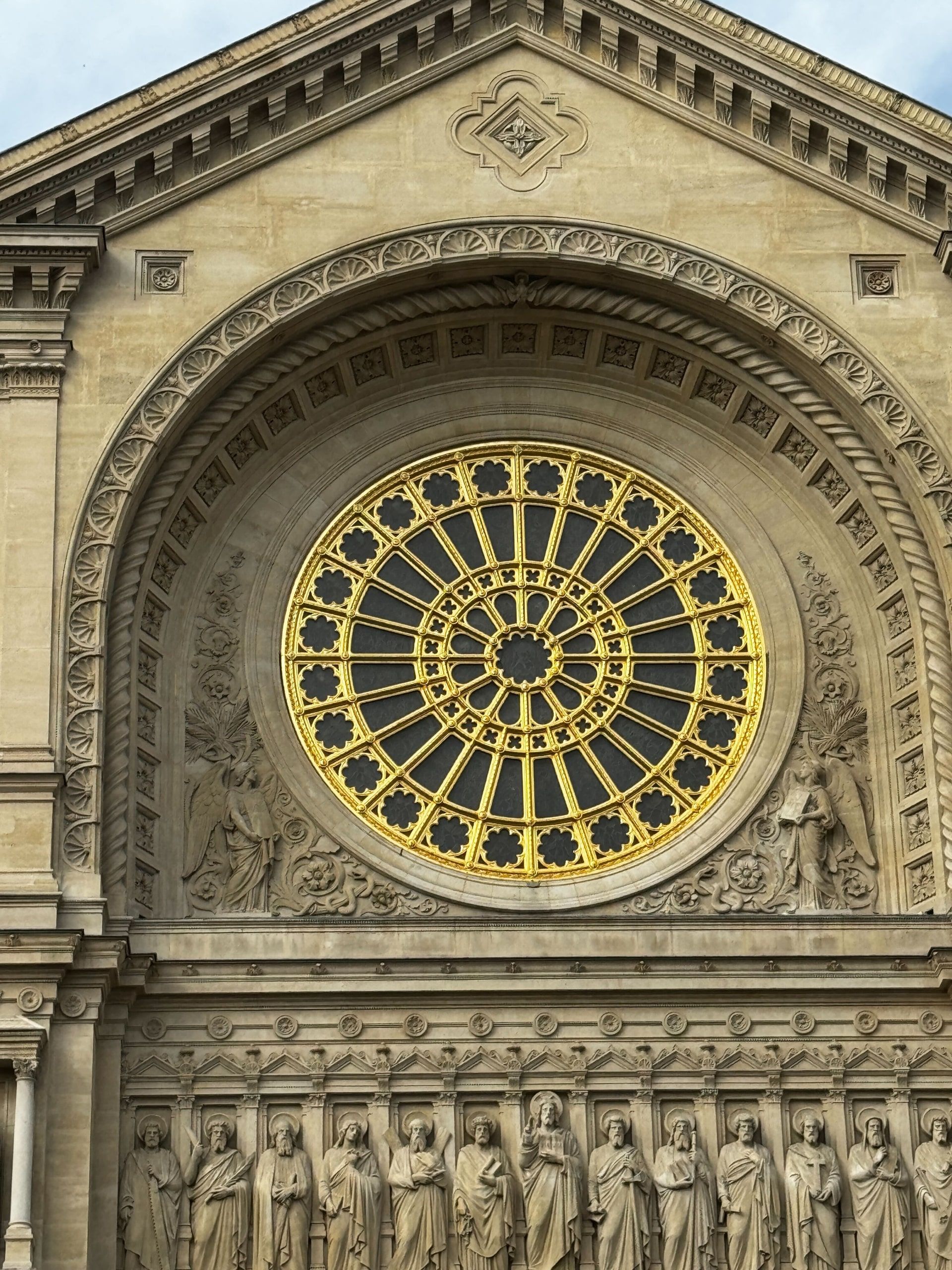 eglise zoom 3x iphone 15 pro max