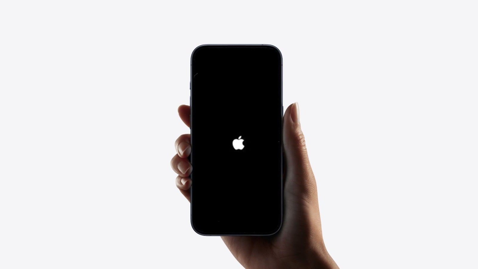آئی فون 15 کا پہلا آغاز: یہ کچھ میں ایپل لوگو میں روکتا ہے (ایم جے)