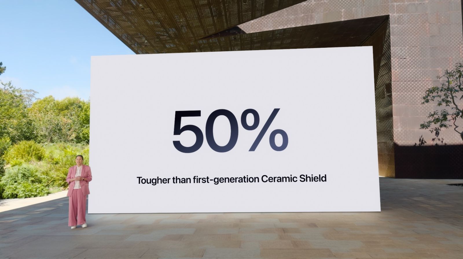 keynote apple glow time iphone 16 ceramic shield