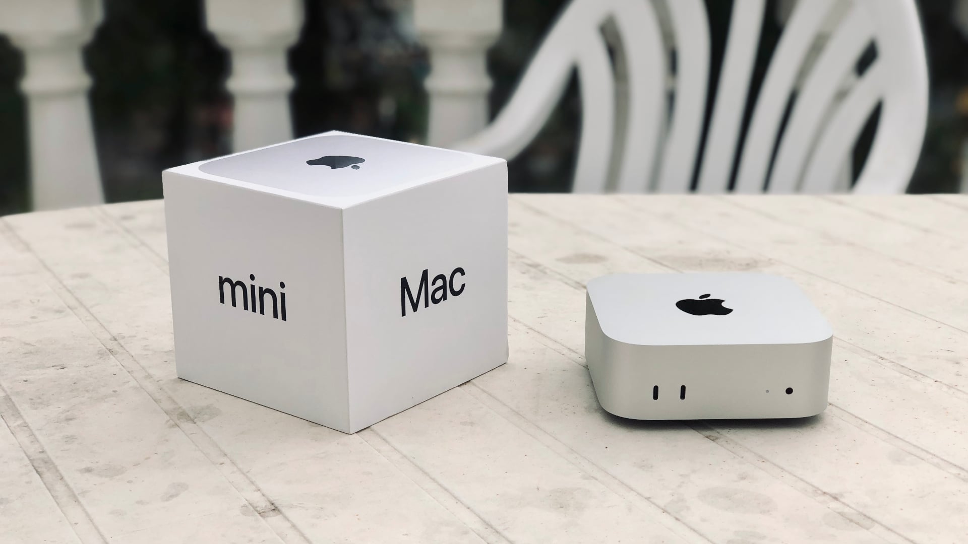 mac mini m4 boite vue face loin isoft mac mini m4 boite vue face loin isoft