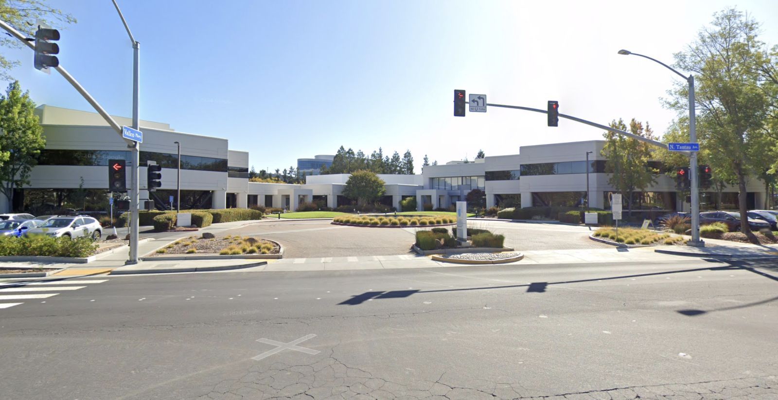 cupertino gateway 10200 north tantau avenue