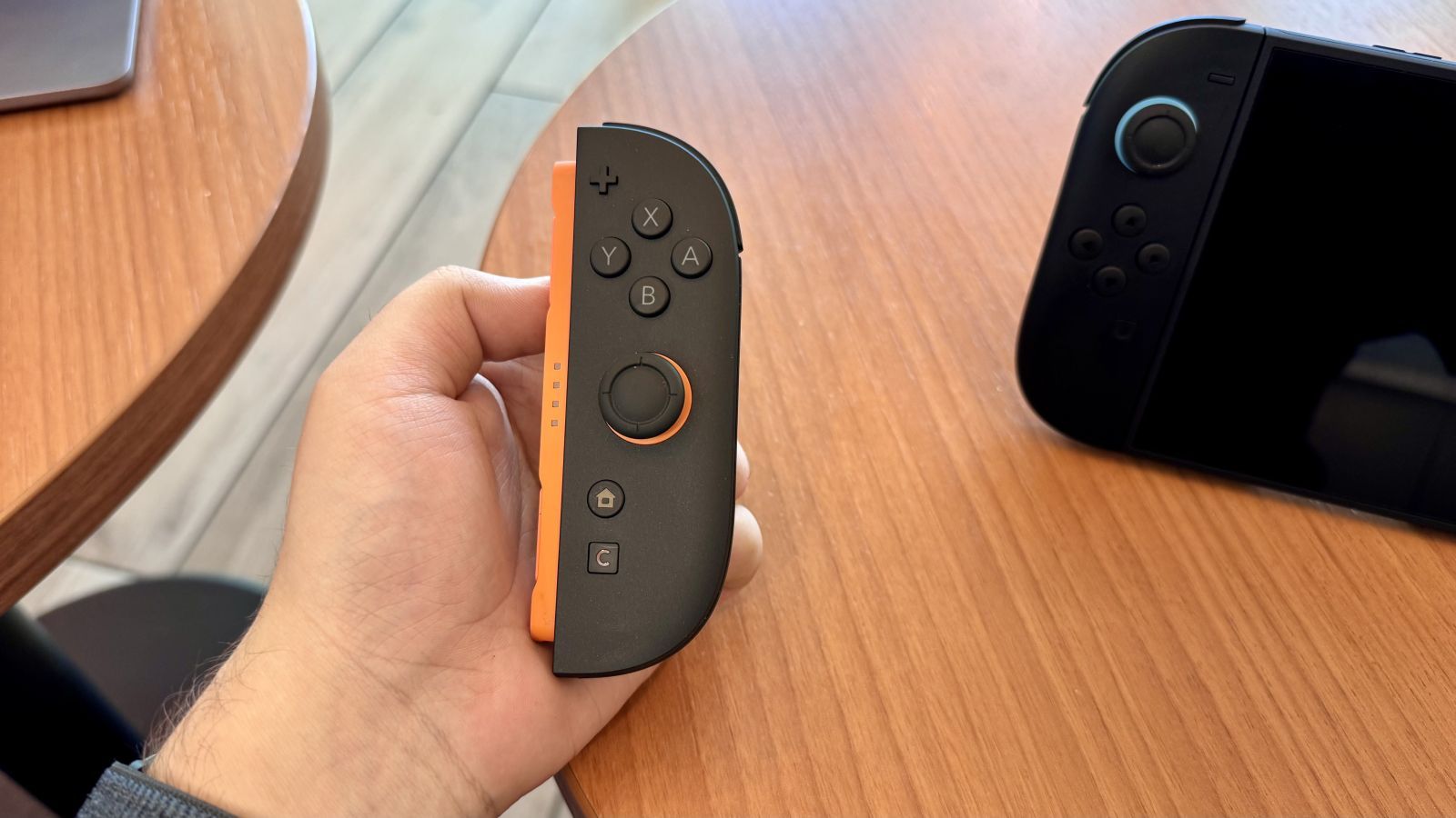 nintendo switch 2 joycon rouge
