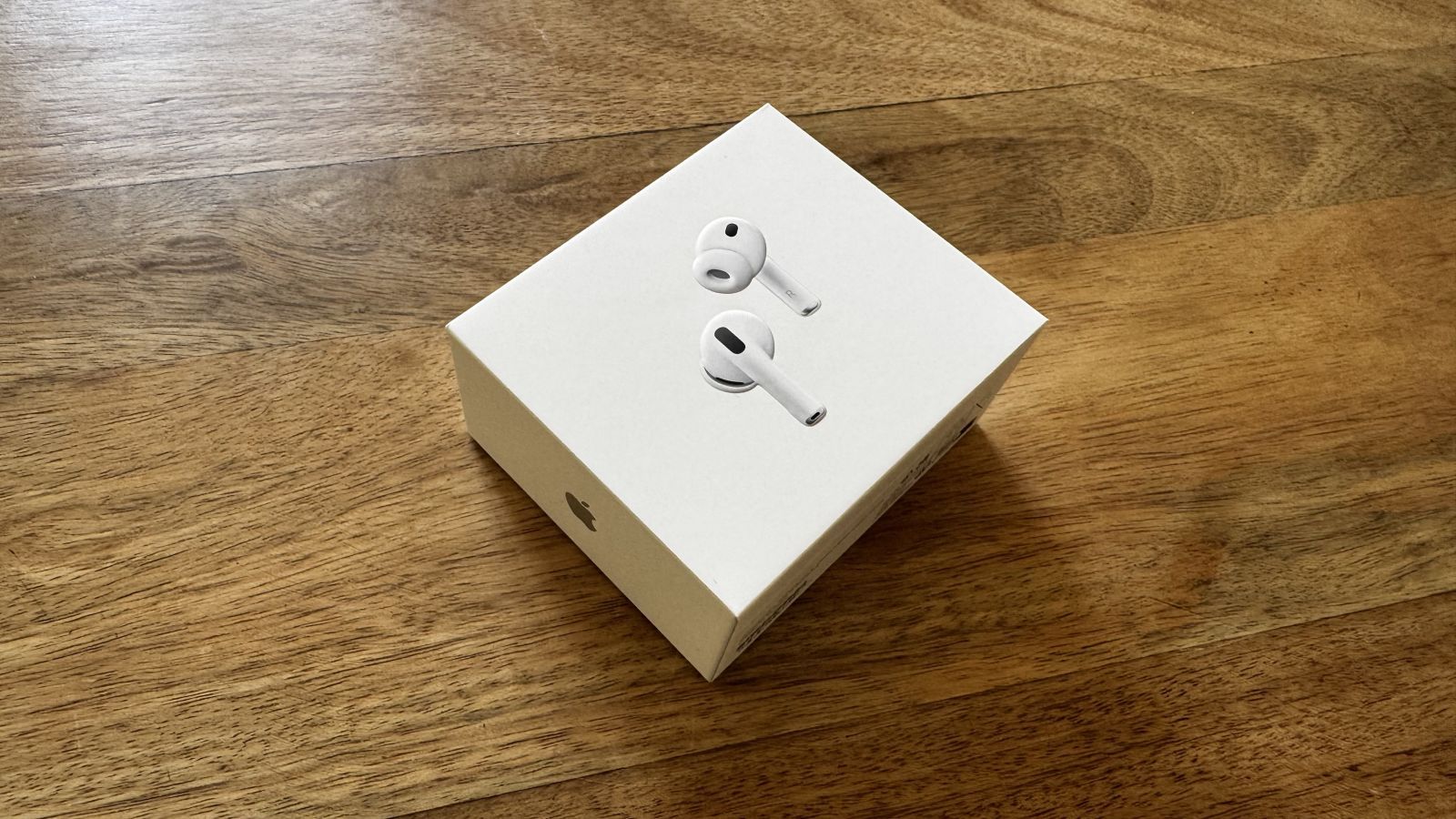 Les problèmes de bruits parasites persistent sur les AirPods Pro 3