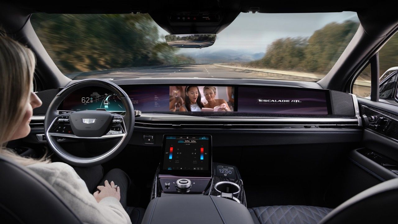 cadiallac escalade 2028 infotainment