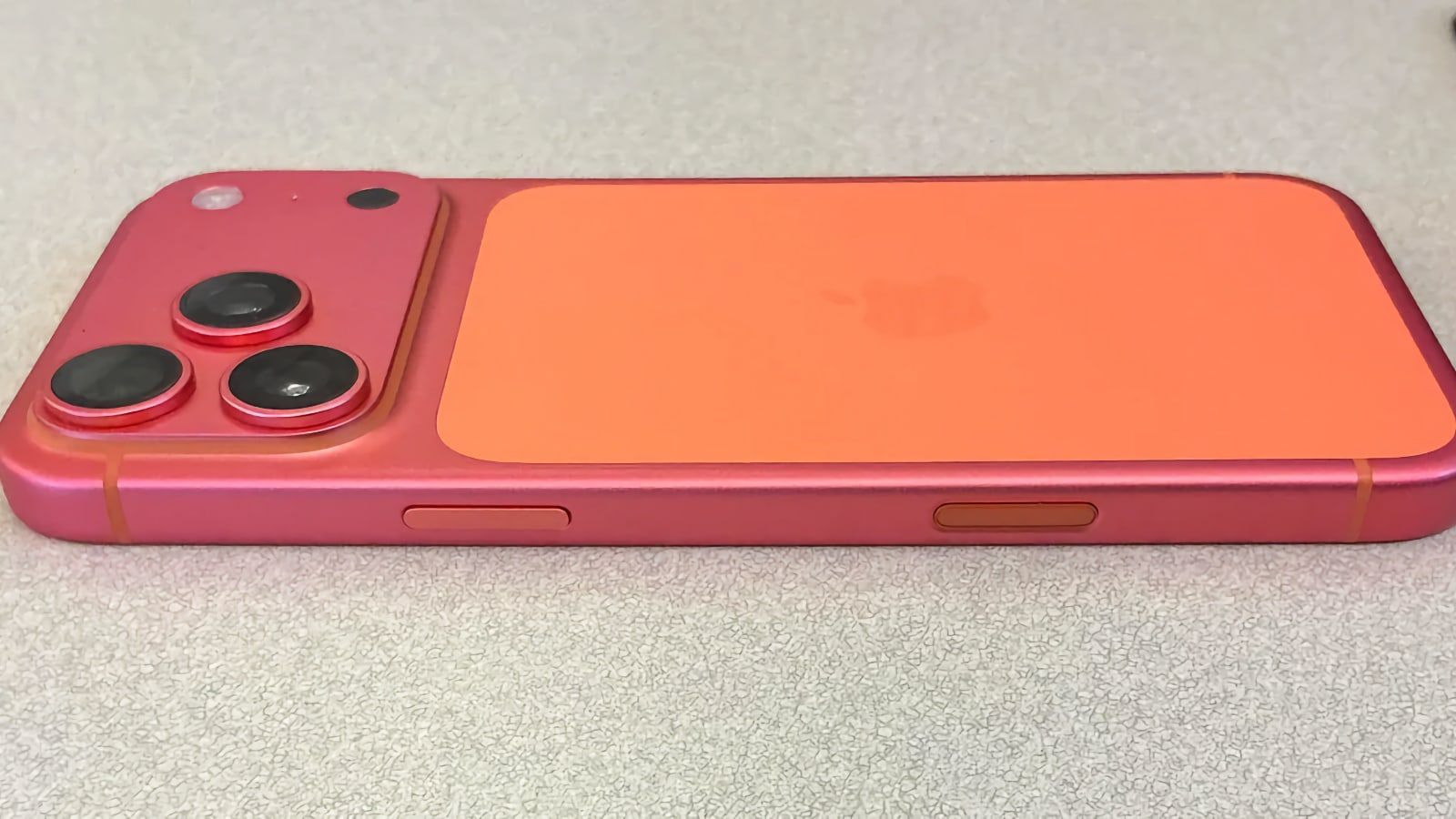 decoloration orange iphone 17 pro max rose