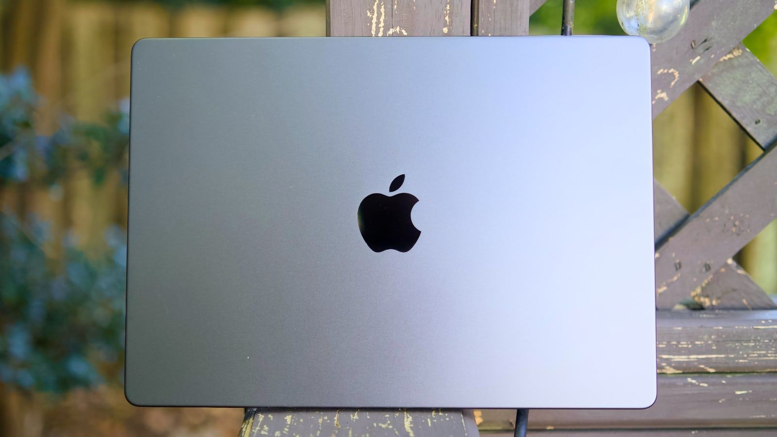 Premiers avis et tests du MacBook Pro M5 : sur le chemin de la perfection