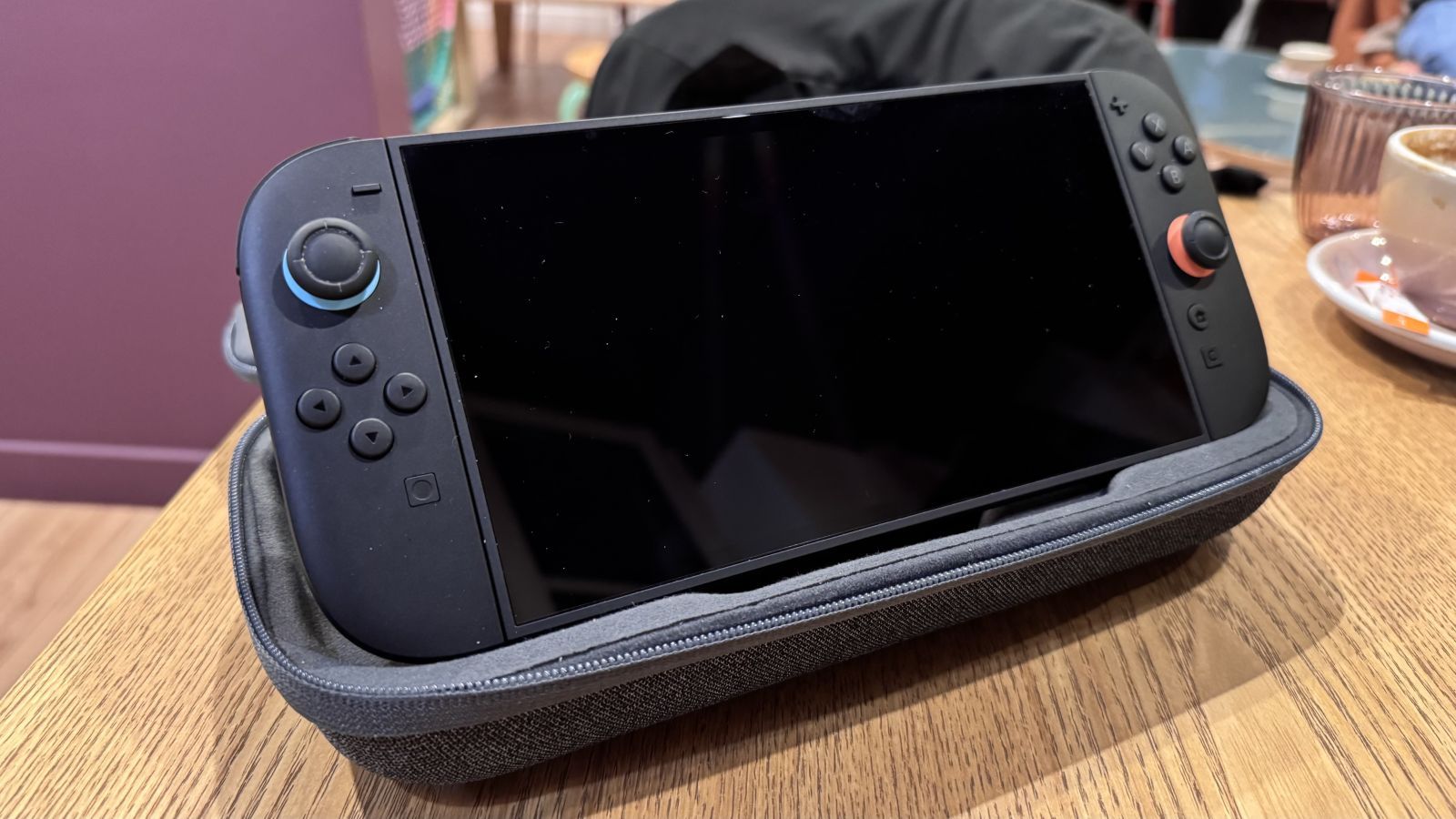 pochette etui housse belkin switch 2 batterie 6