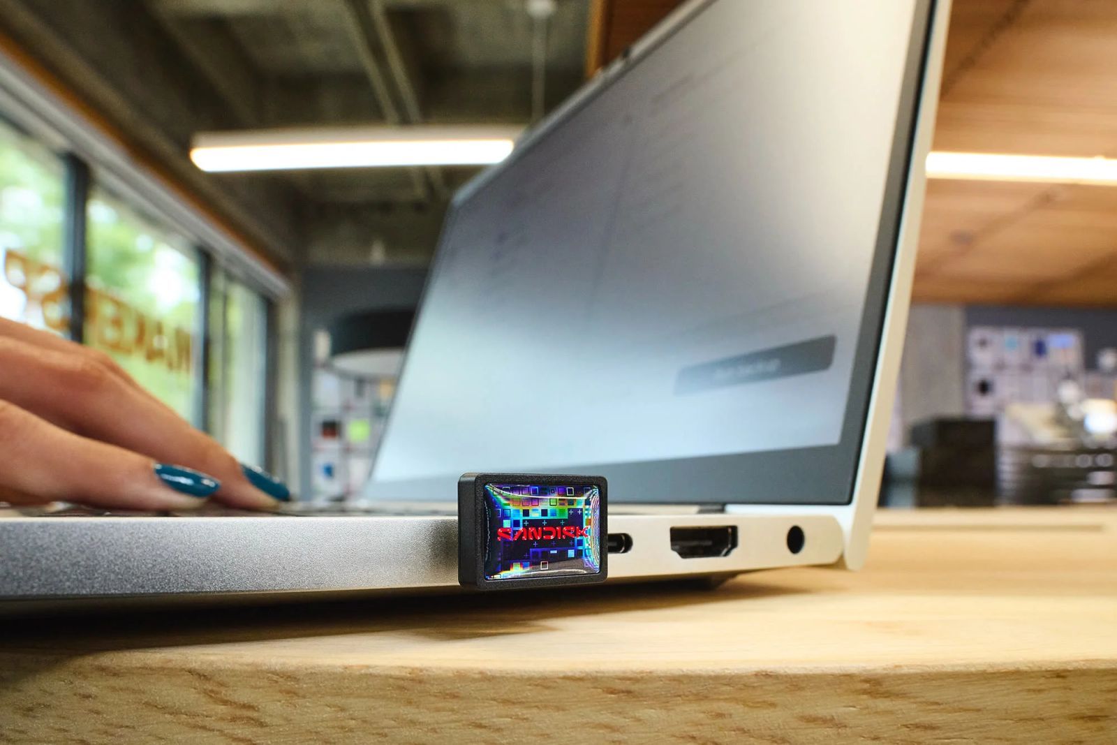 SanDisk Extreme Fit : la clé USB-C 1 To qui se fait oublier sur votre MacBook