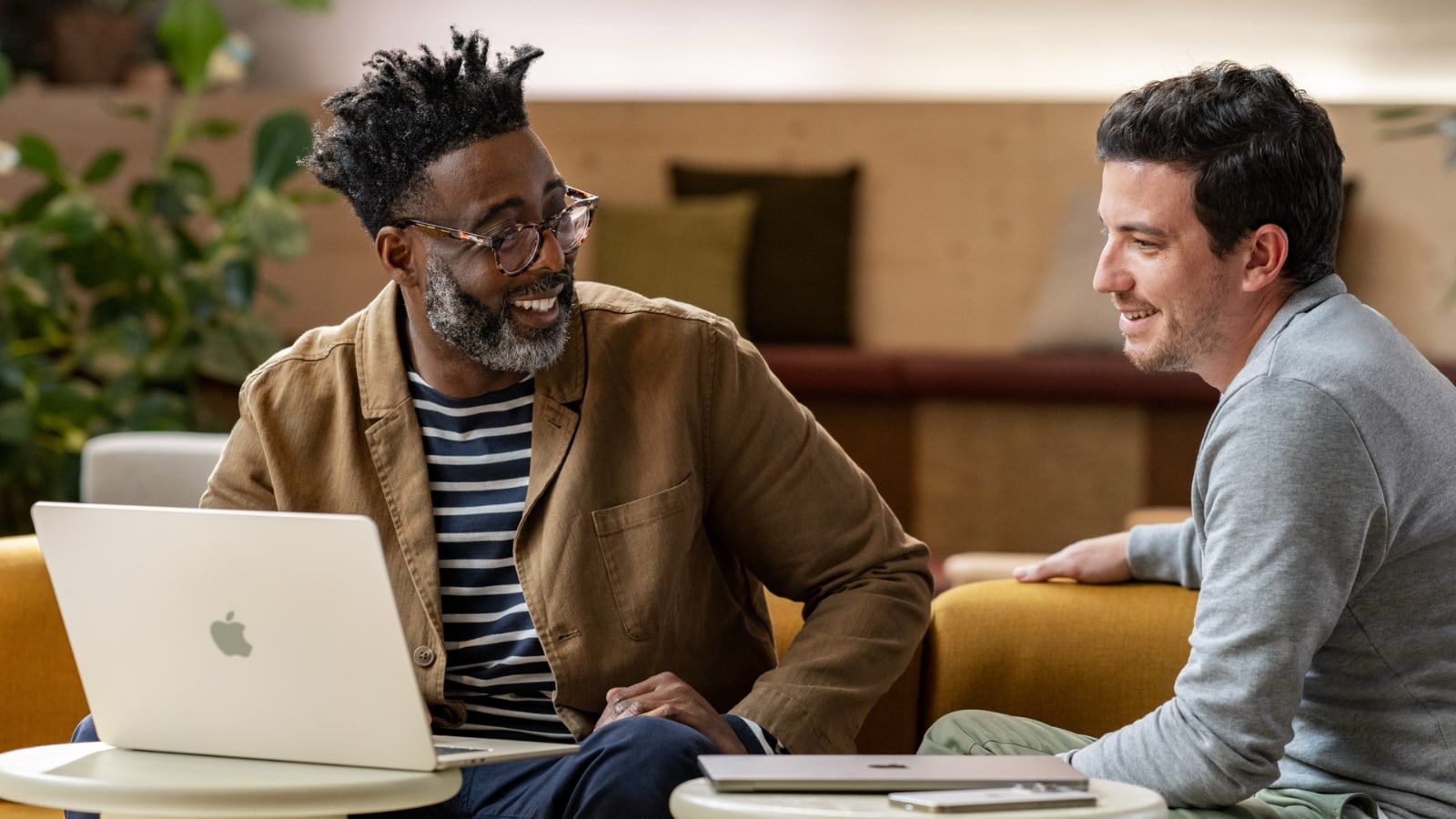 Apple lance un outil pour aider les entreprises à trouver des revendeurs et des consultants agréés