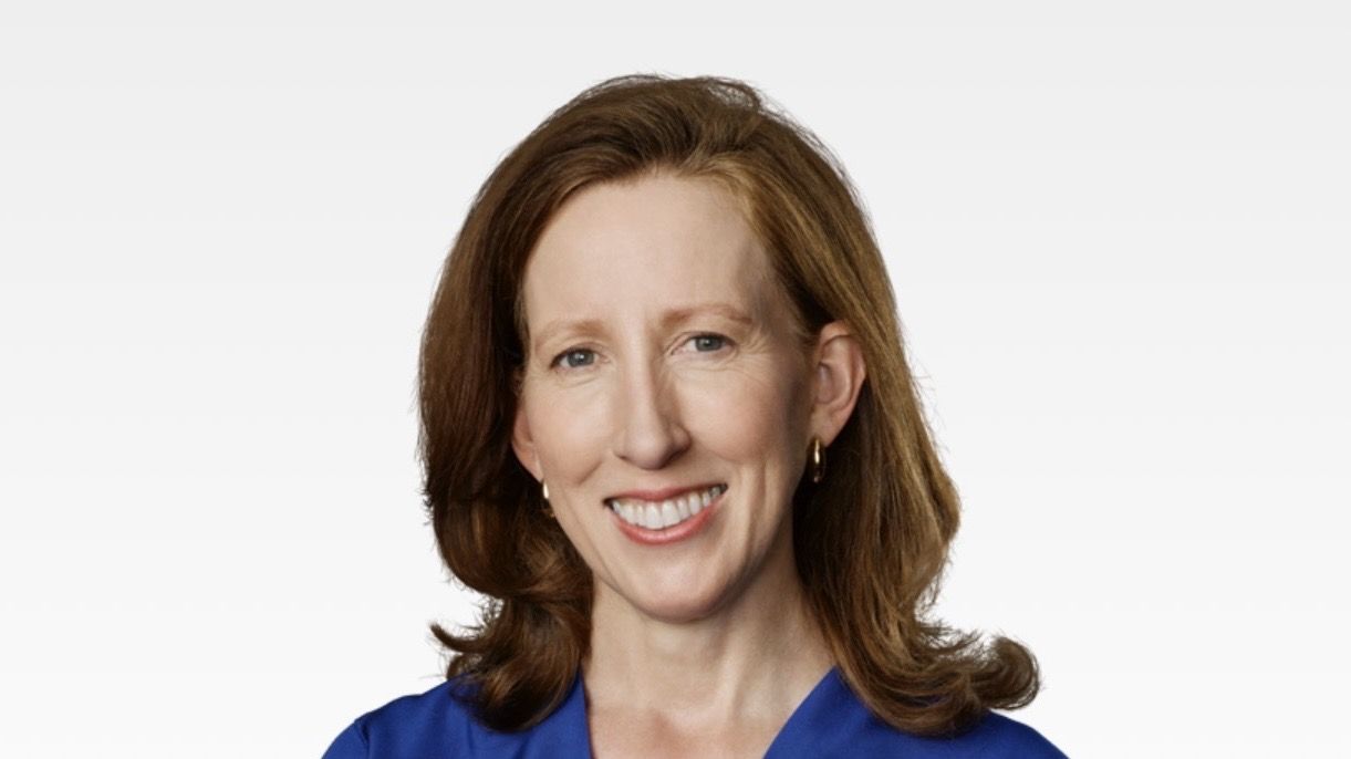 jennifer newstead apple