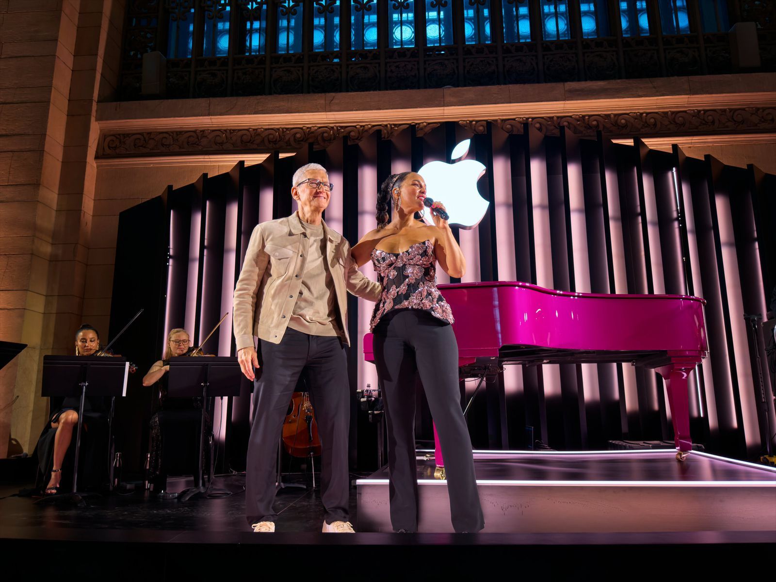 tim cook alicia keys