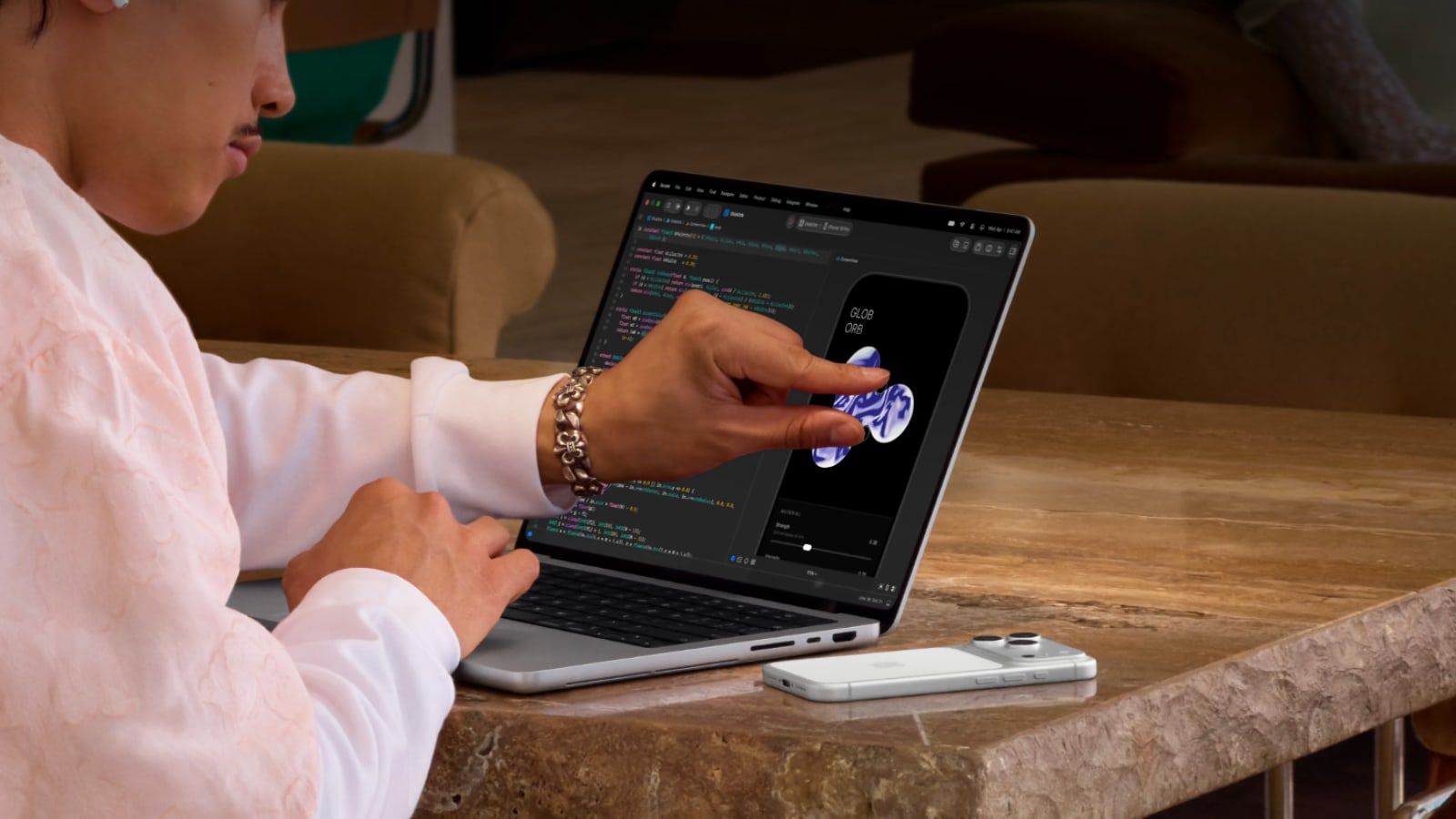 apple macbook pro m5 oled xdr tactile doigts