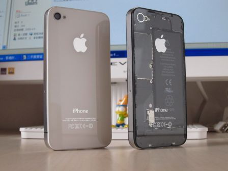 Customisation : un iPhone 4 transparent Customisation : un iPhone 4 transparent