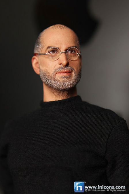 Une figurine de Steve Jobs très réaliste