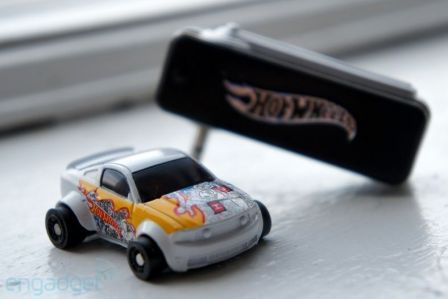 Gadget : la voiture Hot Wheels guidée par iPhone Gadget : la voiture Hot Wheels guidée par iPhone