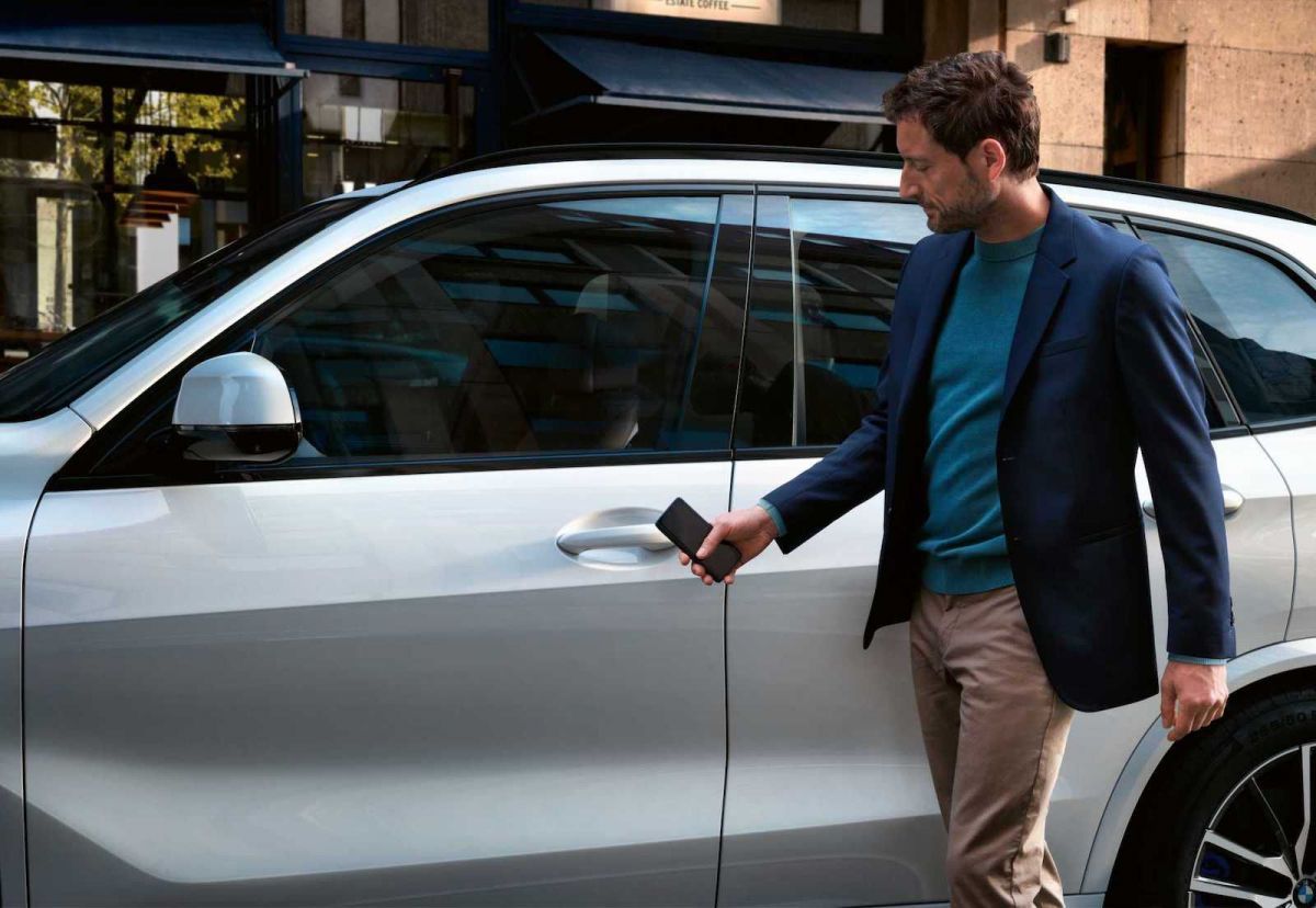 Apple CarKey : BMW sera le premier constructeur à intégrer le système de clé  digitale