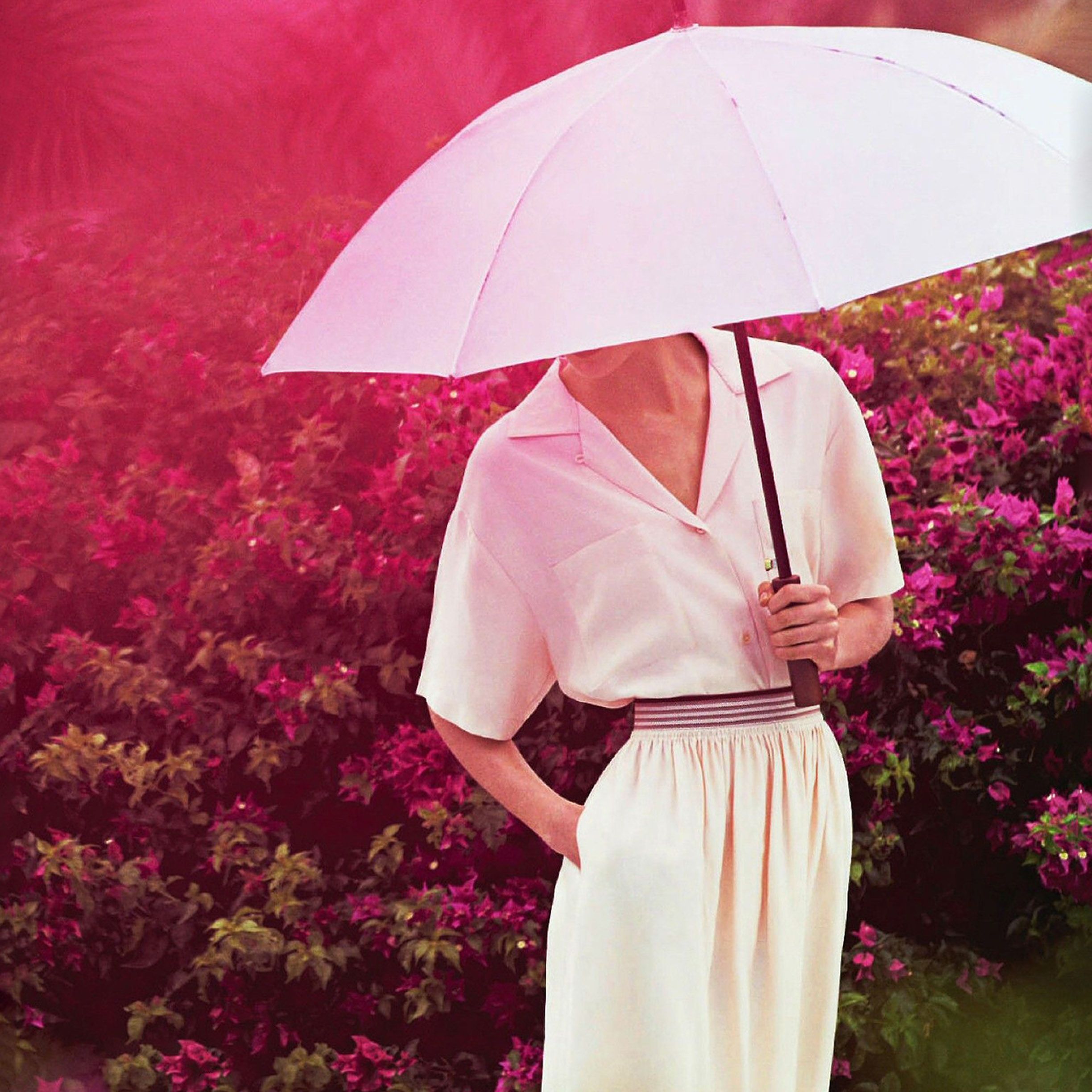 tumblr in red rain_ipad_retina_parallax tumblr in red rain_ipad_retina_parallax