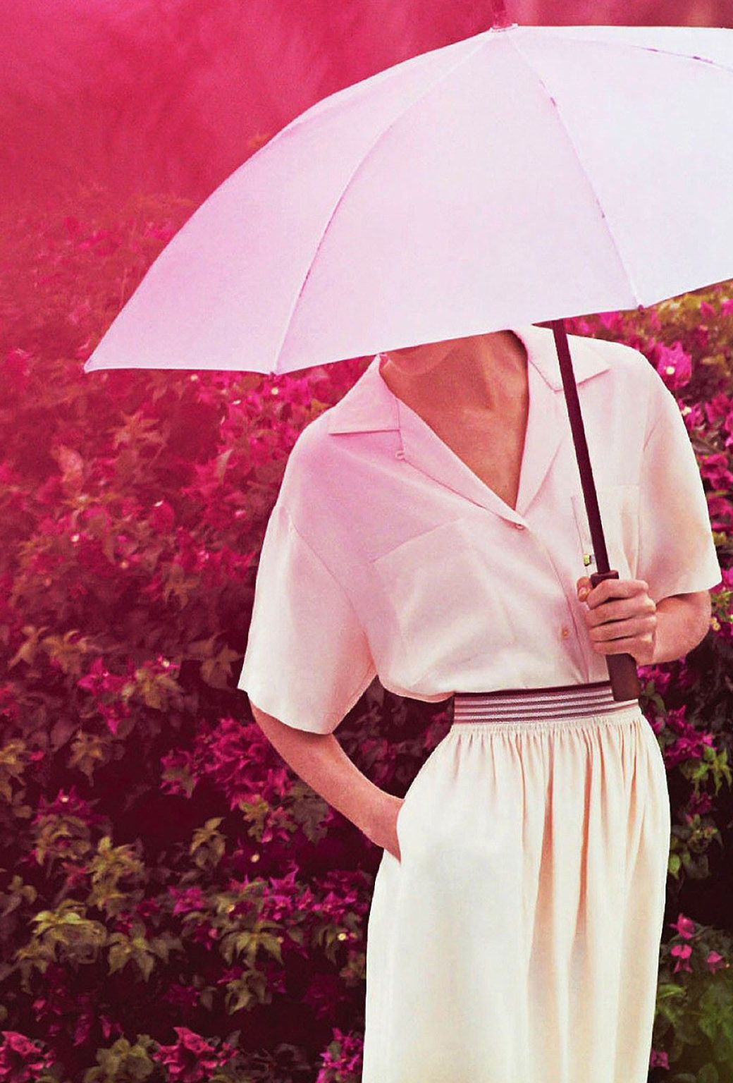 tumblr in red rain_iphone5_parallax tumblr in red rain_iphone5_parallax