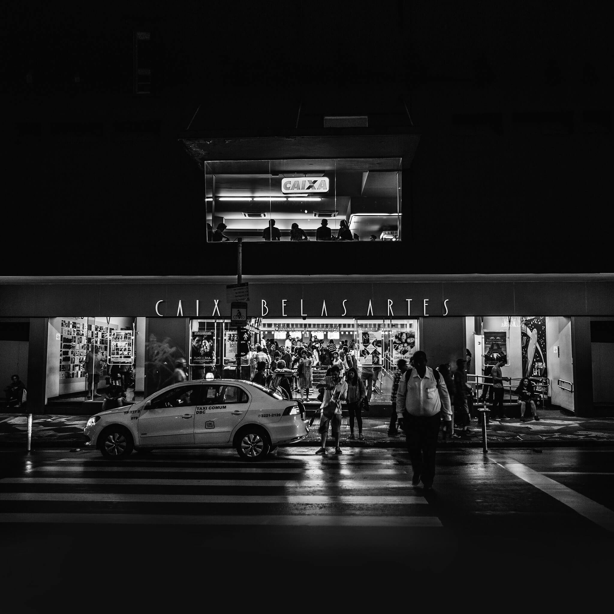 wallpaper-ipad-urban-city-paris-escalator-pluie-tour-eiffel-3.jpg wallpaper-ipad-urban-city-paris-escalator-pluie-tour-eiffel-3.jpg