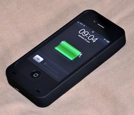 Test coque chargeur solaire iPhone 4 : Let the sun shine ! Test coque chargeur solaire iPhone 4 : Let the sun shine !