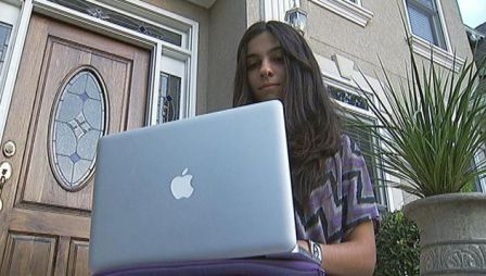 sahar-sabet-apple-store