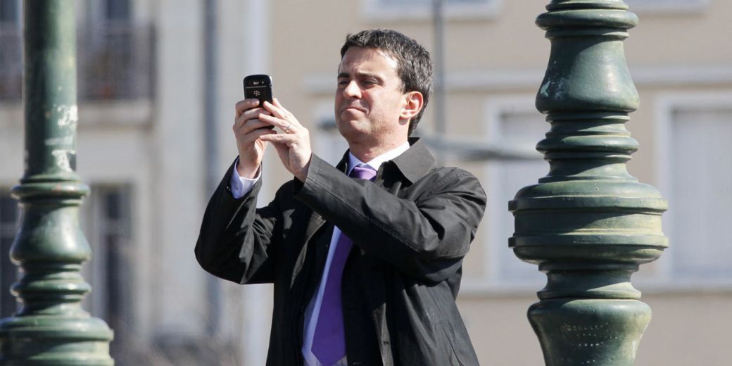 valls-blackberry.jpg
