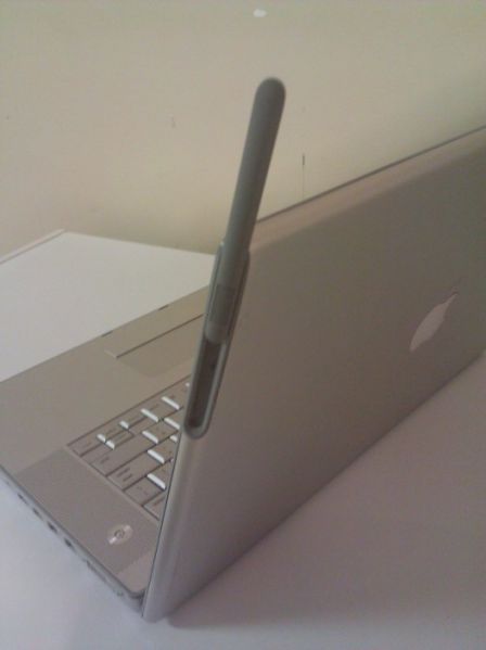 prototype macbook pro 3G prototype macbook pro 3G