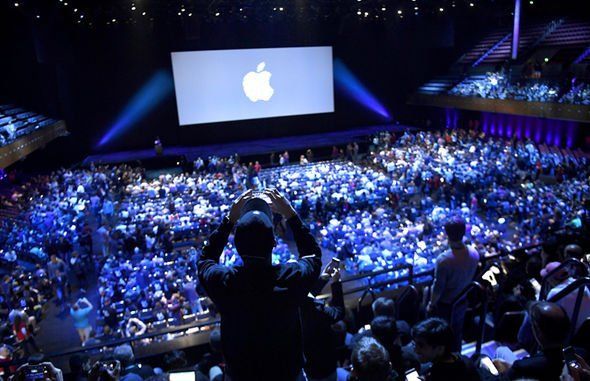 bill-graham-civic-auditorium-apple.jpg bill-graham-civic-auditorium-apple.jpg