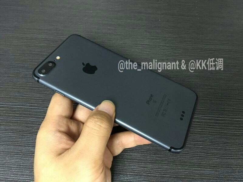 iphone-7-noir-sideral-arriere.jpg iphone-7-noir-sideral-arriere.jpg