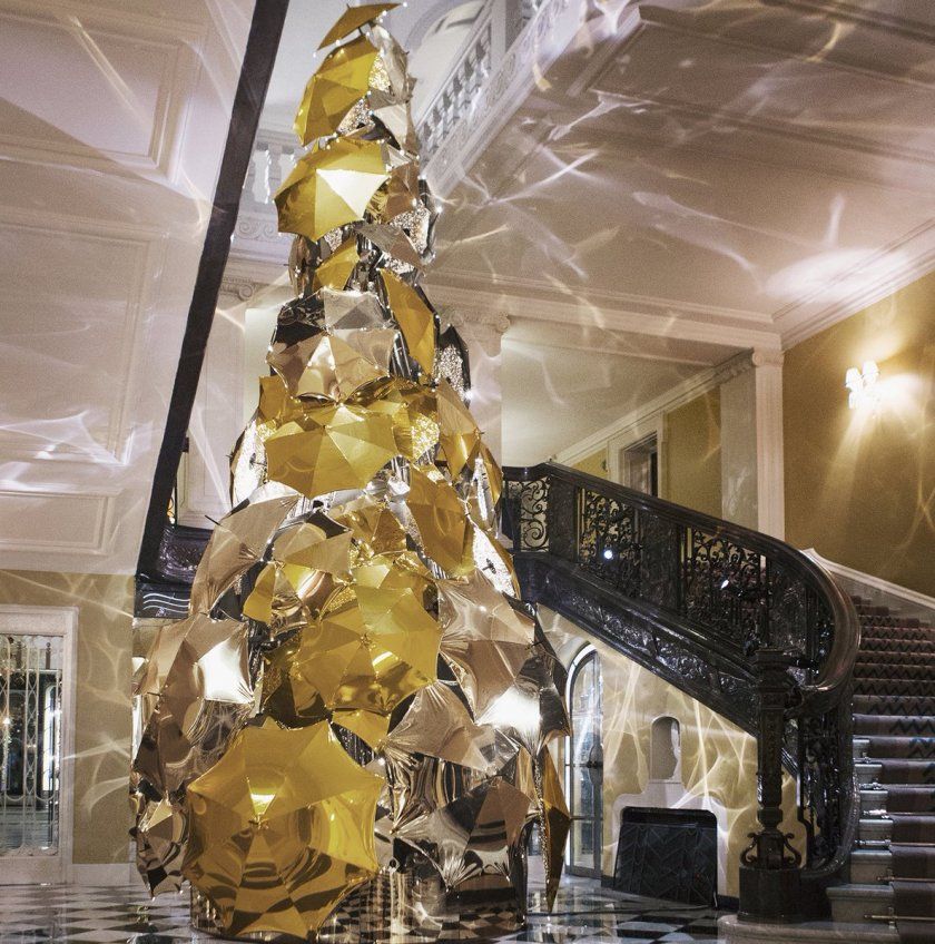 sapin apple burberry