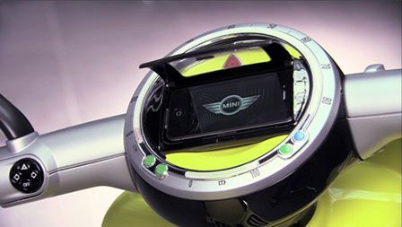 scooter-iphone-bmw scooter-iphone-bmw