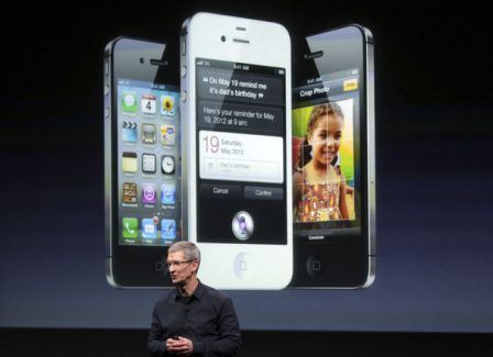 tim-cook-apple-iphone tim-cook-apple-iphone