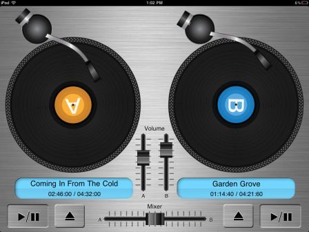 2-turntables-ipad